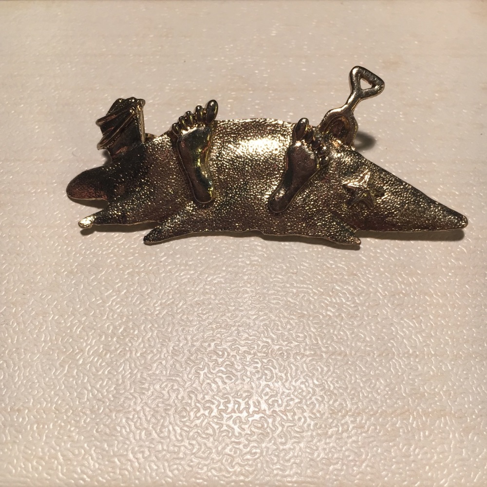 Vintage Beach Brooch